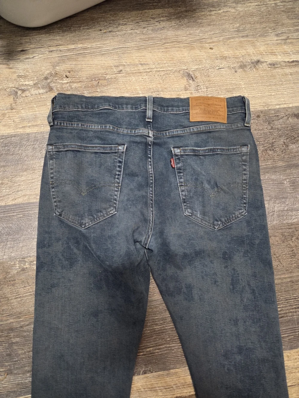 Levi's Premium Men's Distressed Dark Acid Wash Skinny Taper Jeans